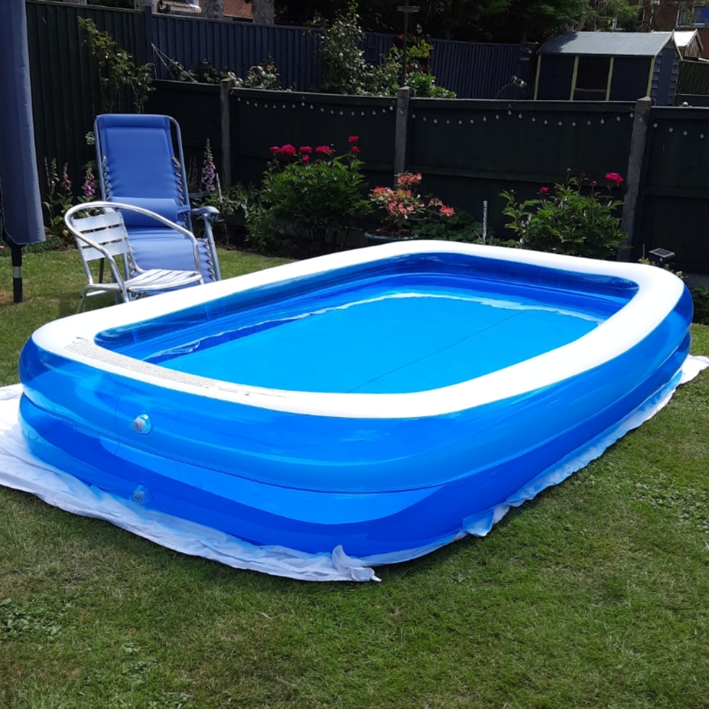 Giant Inflatable Family Pool - Picture 6 of 8